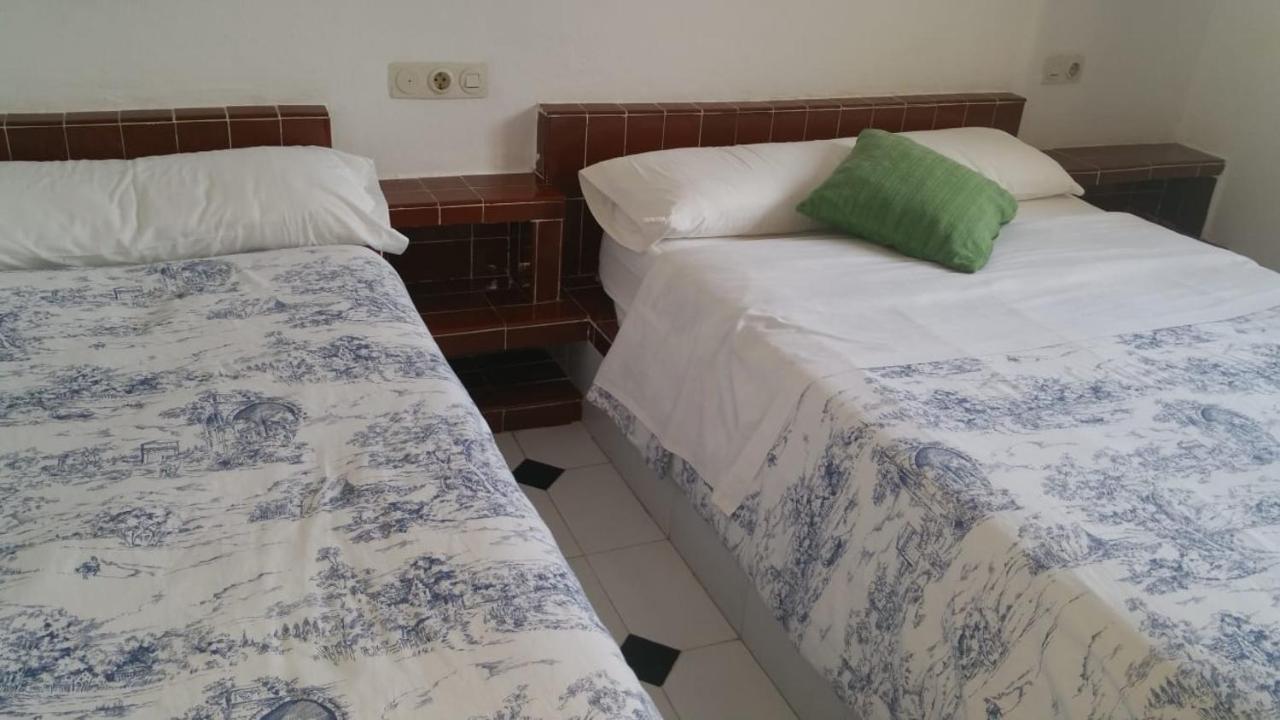 Apartment Es Grop *